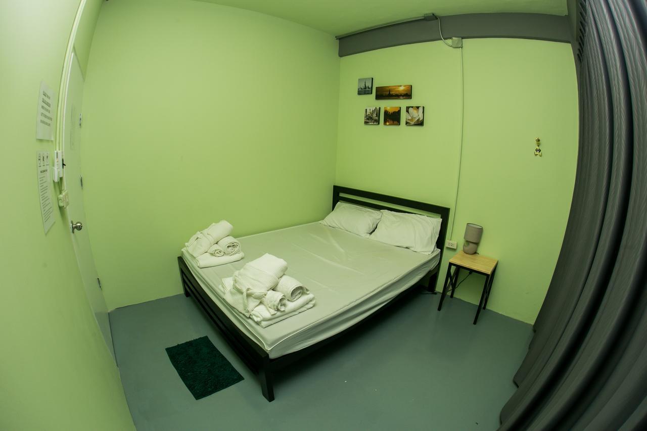 Samsen 8 Hostel Bangkok Ngoại thất bức ảnh