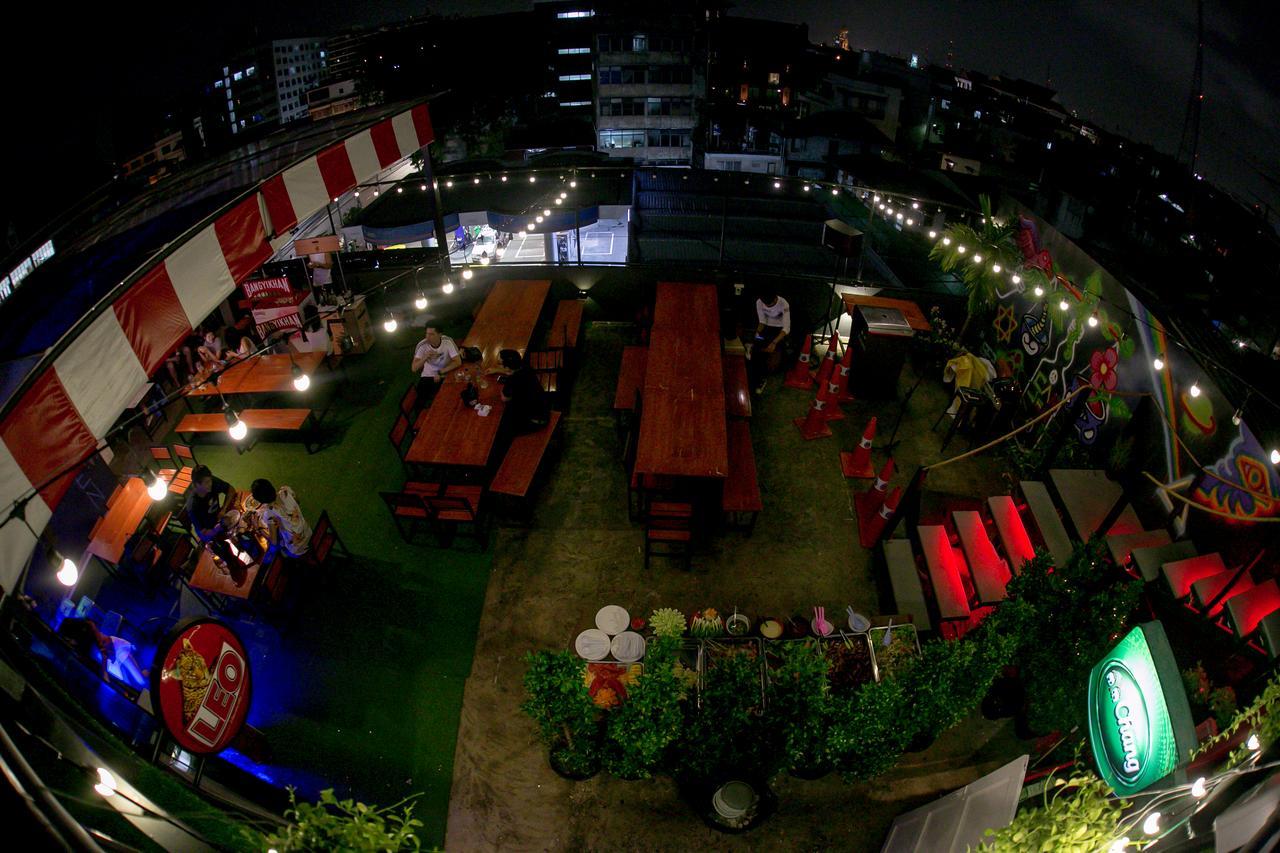 Samsen 8 Hostel Bangkok Ngoại thất bức ảnh