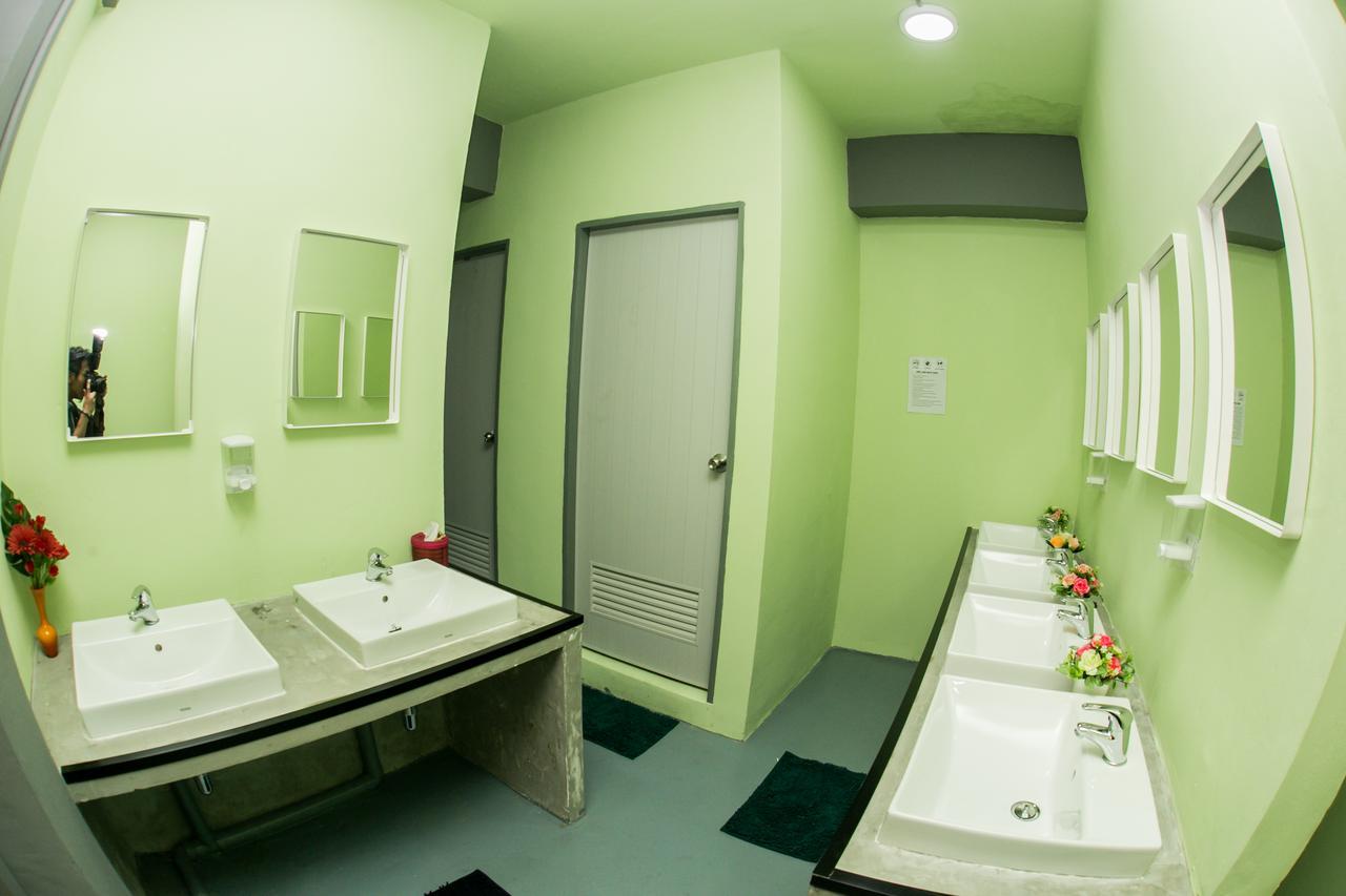 Samsen 8 Hostel Bangkok Ngoại thất bức ảnh