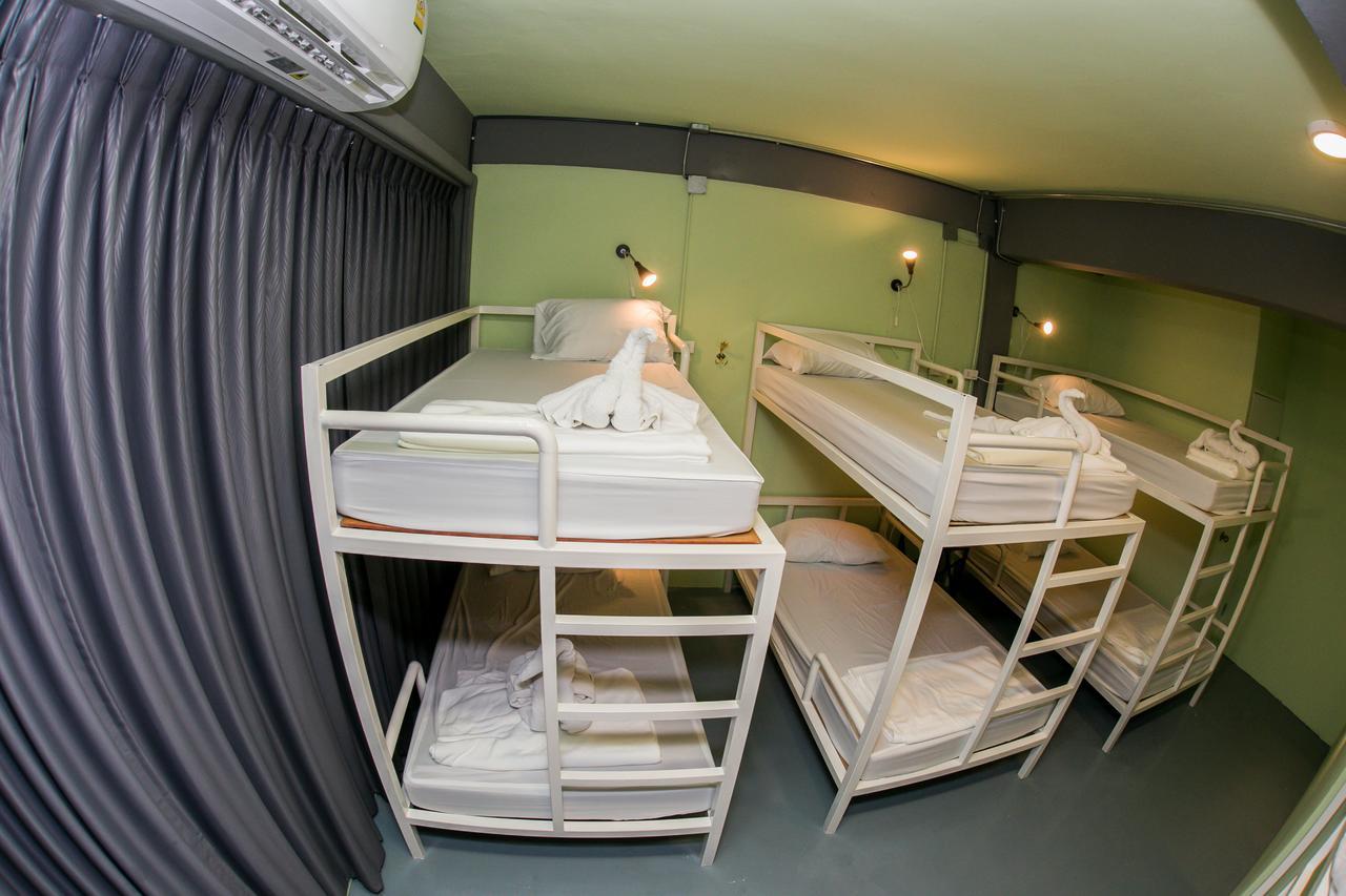Samsen 8 Hostel Bangkok Ngoại thất bức ảnh